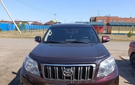 Toyota Land Cruiser Prado 150 рестайлинг 2, 2011 год, 2 500 000 рублей, 12 фотография
