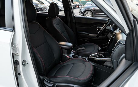 KIA Soul II рестайлинг, 2018 год, 1 560 000 рублей, 8 фотография