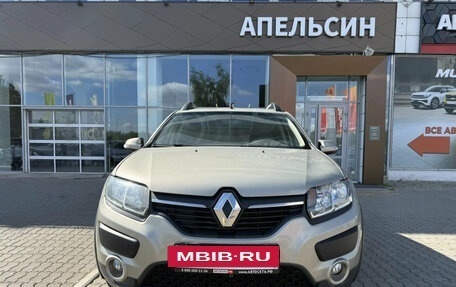 Renault Sandero II рестайлинг, 2016 год, 922 200 рублей, 2 фотография
