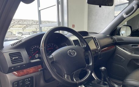 Toyota Land Cruiser Prado 120 рестайлинг, 2006 год, 2 130 000 рублей, 7 фотография