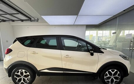 Renault Kaptur I рестайлинг, 2019 год, 1 699 000 рублей, 5 фотография