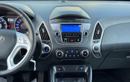 Hyundai ix35 I рестайлинг, 2013 год, 1 095 000 рублей, 18 фотография