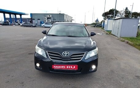 Toyota Camry, 2010 год, 1 100 000 рублей, 2 фотография