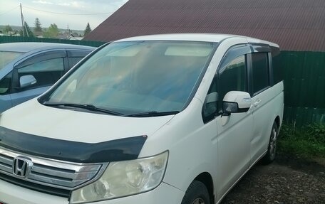 Honda Stepwgn IV, 2011 год, 1 343 000 рублей, 2 фотография