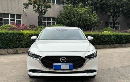 Mazda 3, 2021 год, 1 100 300 рублей, 2 фотография