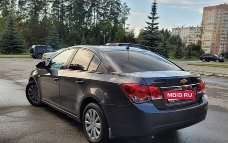 Chevrolet Cruze II, 2012 год, 700 000 рублей, 4 фотография
