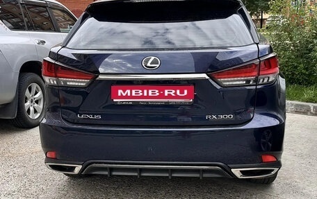 Lexus RX IV рестайлинг, 2020 год, 7 200 000 рублей, 3 фотография
