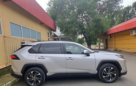 Toyota RAV4, 2020 год, 3 150 000 рублей, 5 фотография