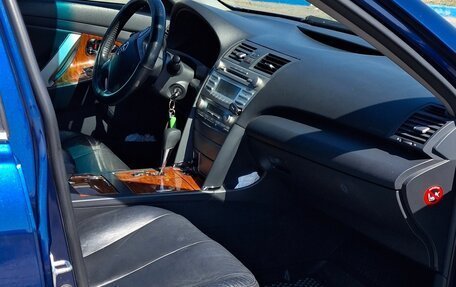 Toyota Camry, 2008 год, 1 050 000 рублей, 6 фотография
