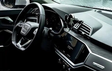 Audi Q3, 2022 год, 2 600 000 рублей, 4 фотография