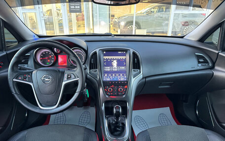 Opel Astra J, 2011 год, 730 000 рублей, 11 фотография