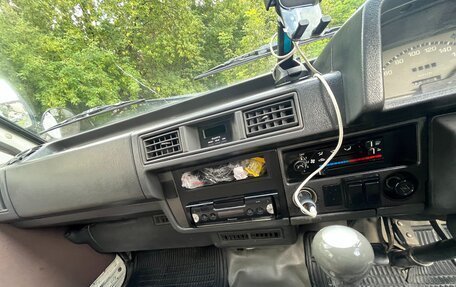 Nissan Vanette III, 1995 год, 900 000 рублей, 21 фотография
