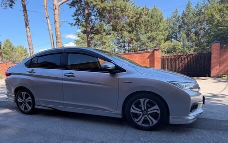 Honda Grace I, 2014 год, 1 200 000 рублей, 2 фотография