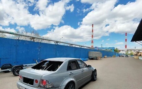 Toyota Altezza, 2002 год, 5 999 999 рублей, 2 фотография