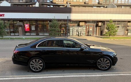 Mercedes-Benz E-Класс, 2021 год, 3 300 000 рублей, 7 фотография