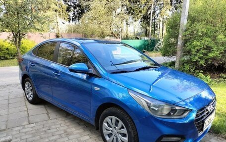 Hyundai Solaris II рестайлинг, 2018 год, 1 000 000 рублей, 4 фотография