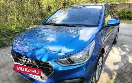 Hyundai Solaris II рестайлинг, 2018 год, 1 000 000 рублей, 7 фотография
