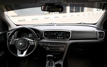 KIA Sportage IV рестайлинг, 2020 год, 2 600 000 рублей, 7 фотография