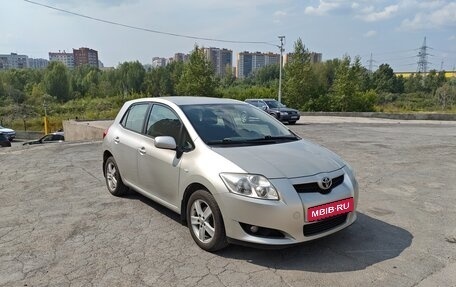 Toyota Auris II, 2008 год, 630 000 рублей, 3 фотография
