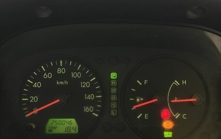 Mazda Bongo IV, 2013 год, 600 000 рублей, 9 фотография