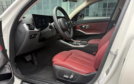 BMW 3 серия, 2023 год, 3 200 000 рублей, 9 фотография