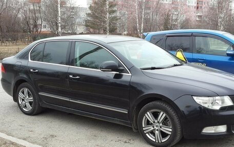 Skoda Superb III рестайлинг, 2008 год, 750 000 рублей, 15 фотография