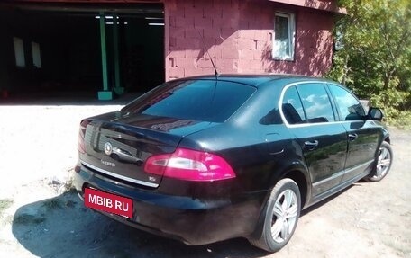 Skoda Superb III рестайлинг, 2008 год, 750 000 рублей, 12 фотография