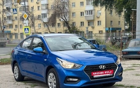 Hyundai Solaris II рестайлинг, 2017 год, 1 050 000 рублей, 3 фотография