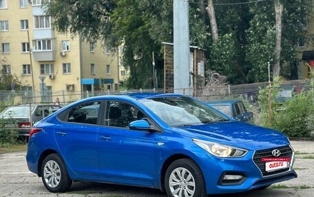 Hyundai Solaris II рестайлинг, 2017 год, 1 050 000 рублей, 4 фотография