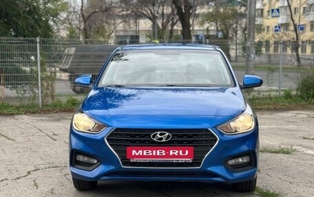 Hyundai Solaris II рестайлинг, 2017 год, 1 050 000 рублей, 2 фотография