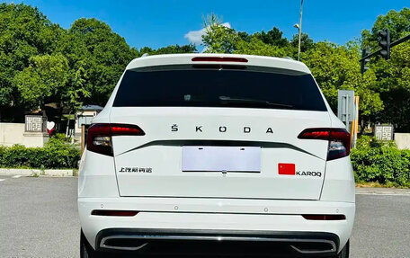 Skoda Karoq I, 2022 год, 2 100 000 рублей, 5 фотография