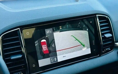 Skoda Karoq I, 2022 год, 2 100 000 рублей, 9 фотография