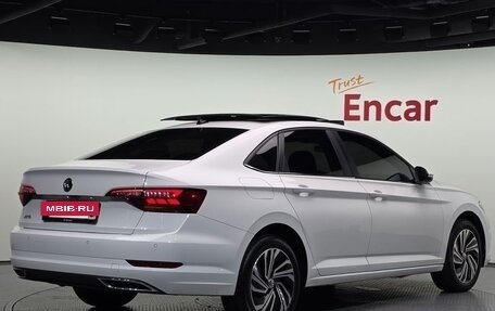 Volkswagen Jetta VII, 2021 год, 1 810 000 рублей, 4 фотография