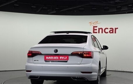 Volkswagen Jetta VII, 2021 год, 1 810 000 рублей, 3 фотография