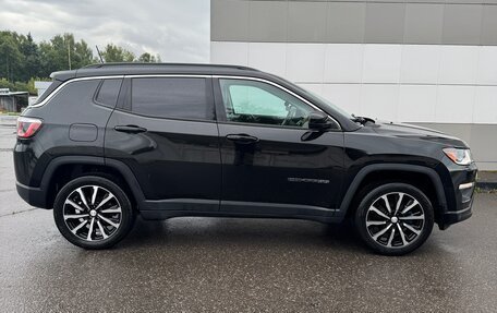 Jeep Compass II, 2018 год, 1 900 000 рублей, 3 фотография