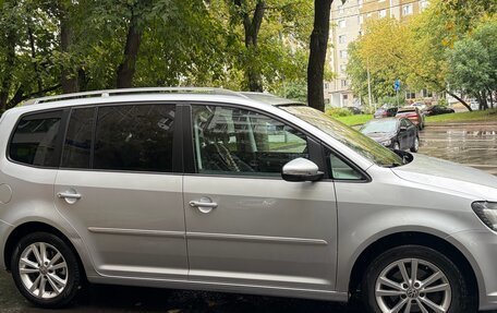 Volkswagen Touran III, 2013 год, 1 250 000 рублей, 4 фотография