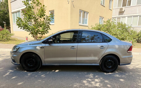 Volkswagen Polo VI (EU Market), 2016 год, 690 000 рублей, 2 фотография