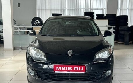 Renault Megane III, 2013 год, 699 000 рублей, 2 фотография