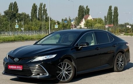 Toyota Camry, 2021 год, 3 699 999 рублей, 1 фотография