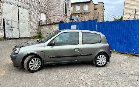 Renault Clio III, 2001 год, 280 000 рублей, 7 фотография