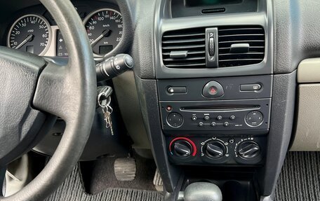 Renault Clio III, 2001 год, 280 000 рублей, 12 фотография