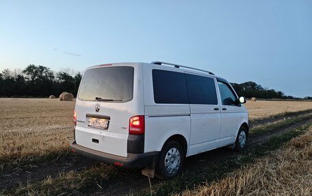 Volkswagen Caravelle T5, 2012 год, 1 800 000 рублей, 12 фотография