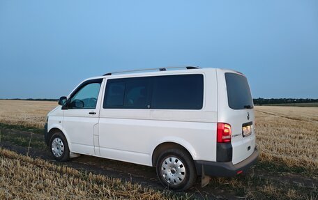 Volkswagen Caravelle T5, 2012 год, 1 800 000 рублей, 13 фотография