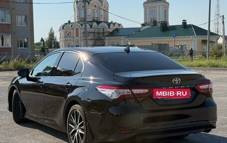 Toyota Camry, 2021 год, 3 699 999 рублей, 6 фотография
