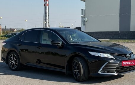 Toyota Camry, 2021 год, 3 699 999 рублей, 12 фотография