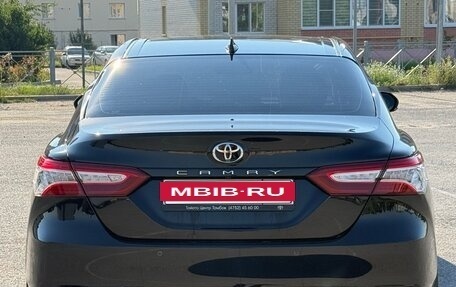 Toyota Camry, 2021 год, 3 699 999 рублей, 7 фотография
