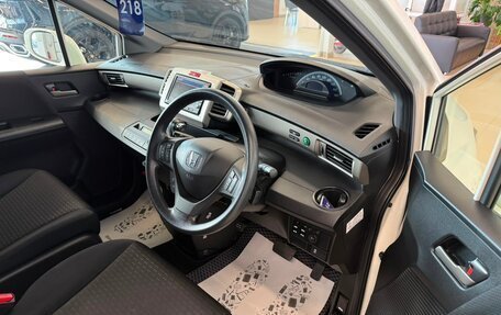 Honda Freed I, 2012 год, 1 379 000 рублей, 10 фотография