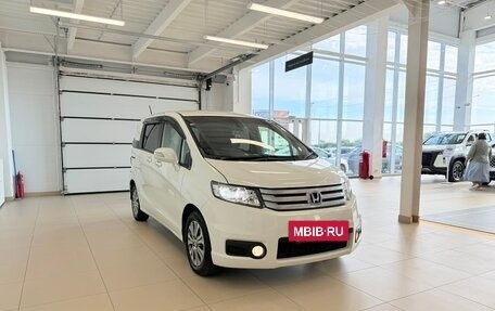 Honda Freed I, 2012 год, 1 379 000 рублей, 8 фотография