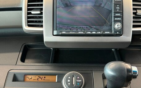 Honda Freed I, 2012 год, 1 379 000 рублей, 17 фотография
