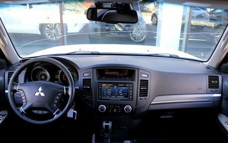 Mitsubishi Pajero IV, 2010 год, 1 765 000 рублей, 11 фотография